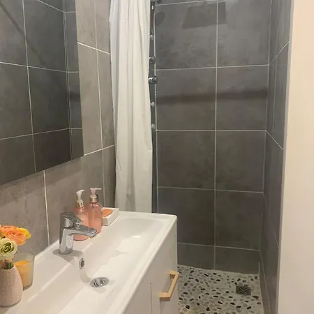 Charmante Petite Maison