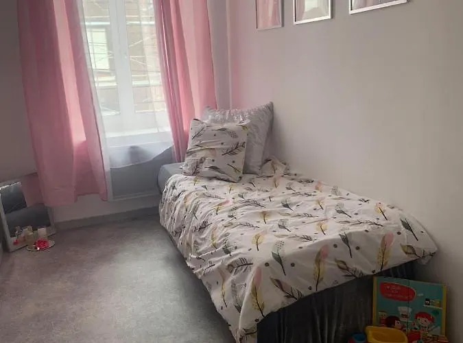 Apartment Charmante Petite Maison Maubeuge