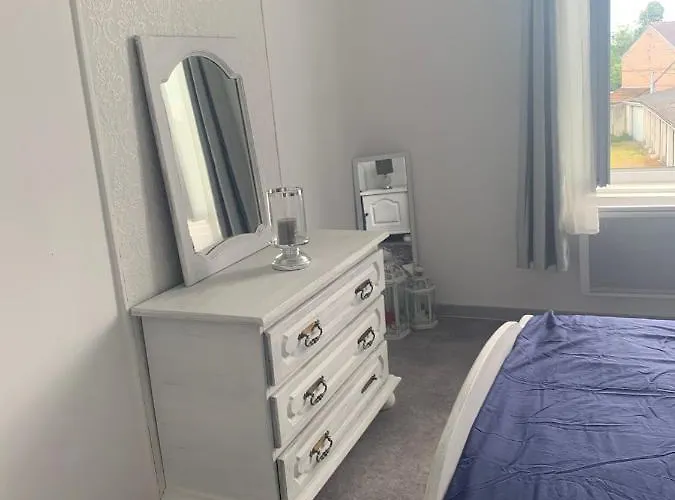 Apartment Charmante Petite Maison Maubeuge